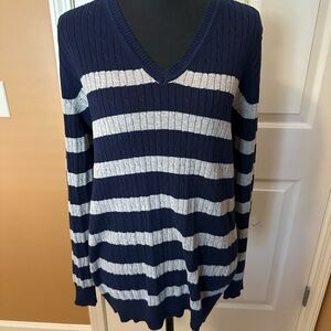 Kim Rogers Women’s Navy and Light Gray Striped V-Neck Sweater